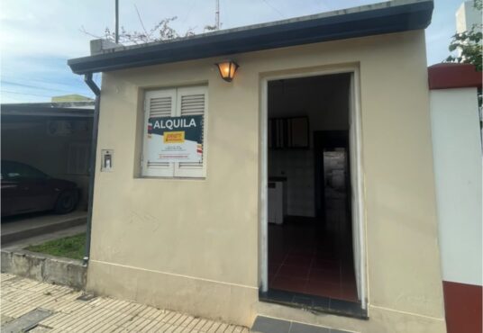 Departamento de 1 dormitorio en alquiler en Villa Rosas, Rafaela